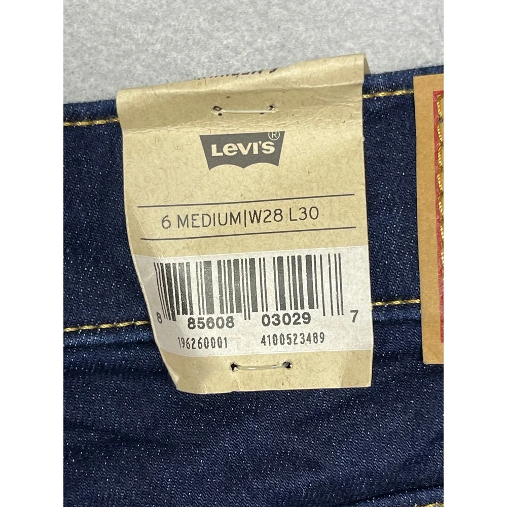 Levis levi 311